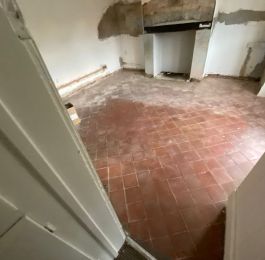 damp quarry tiled floor: Click Here To View Larger Image